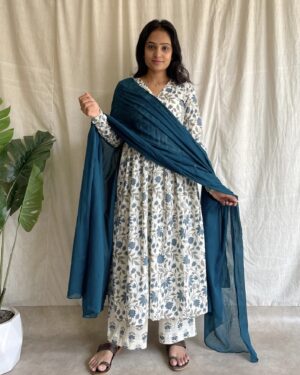 Cotton floral print suit