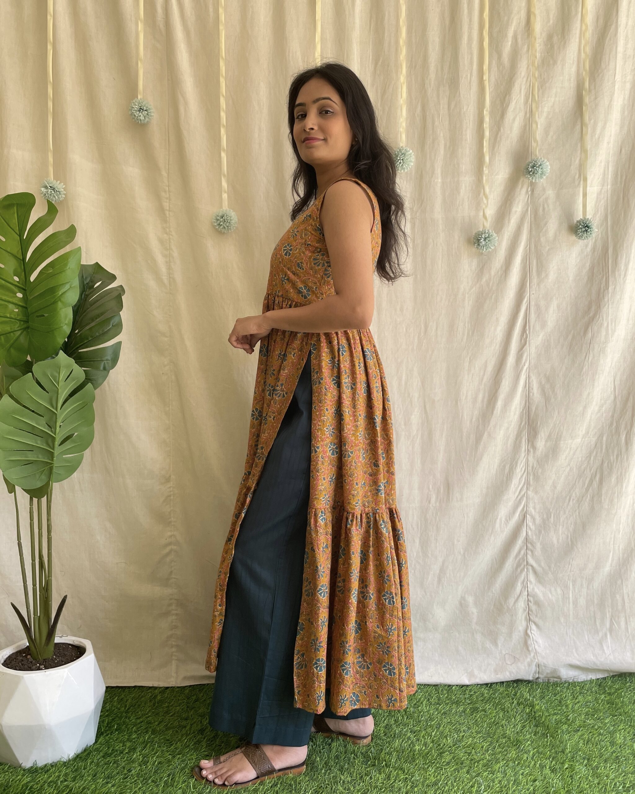 Brown floral print 2 tiered kurta set