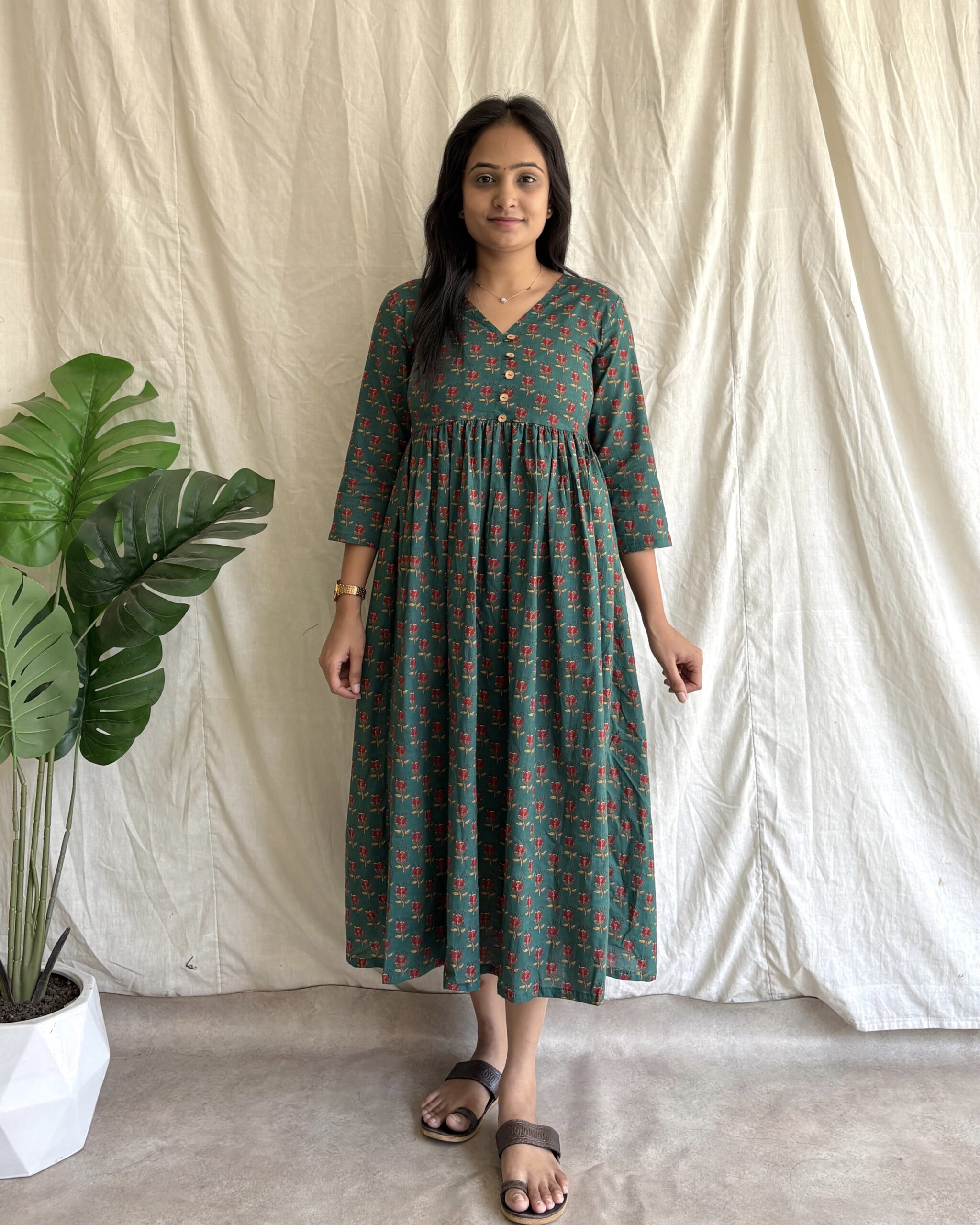 Green cotton dress