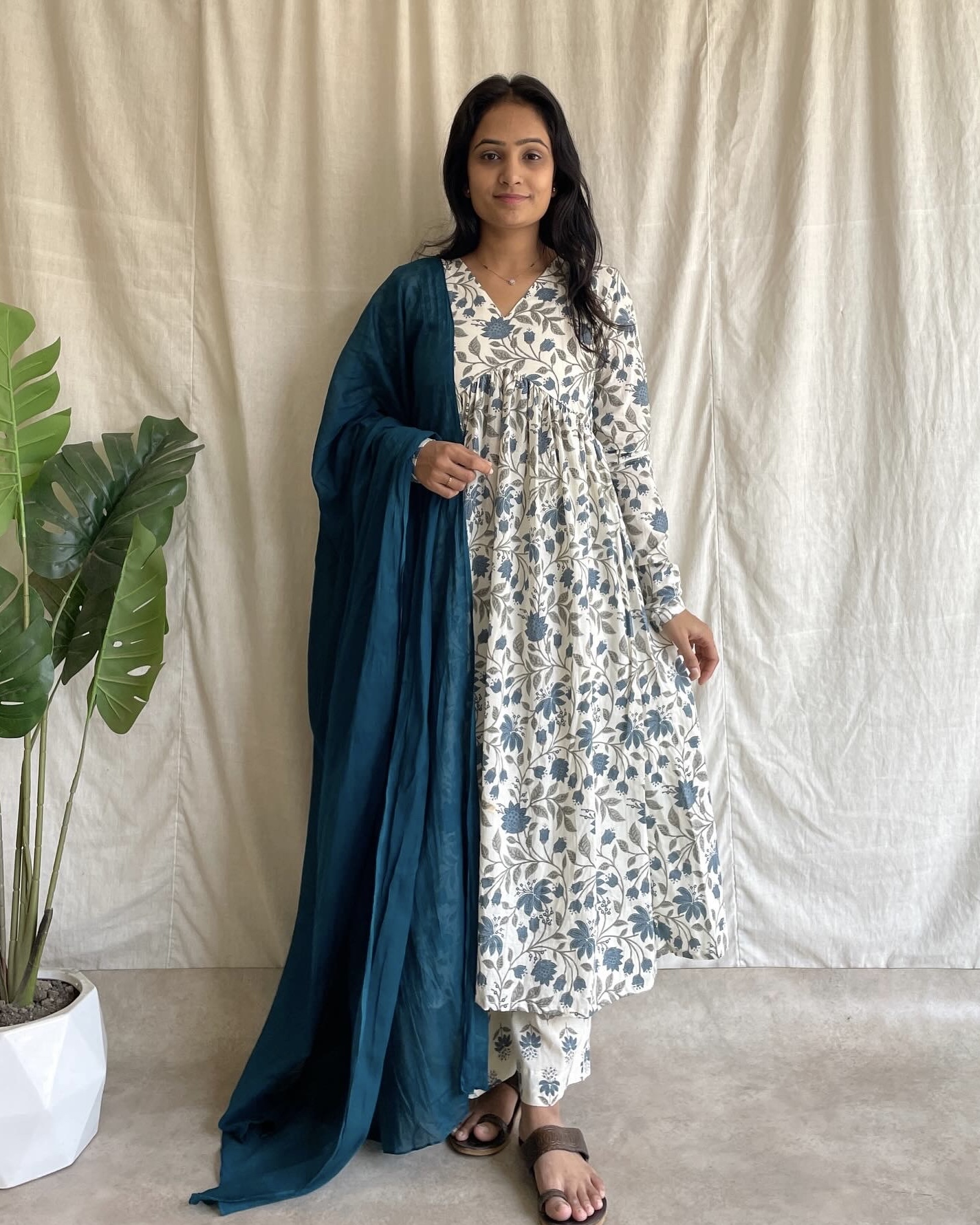 Cotton floral print suit