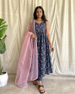 Floral cotton suit with organza dupatta