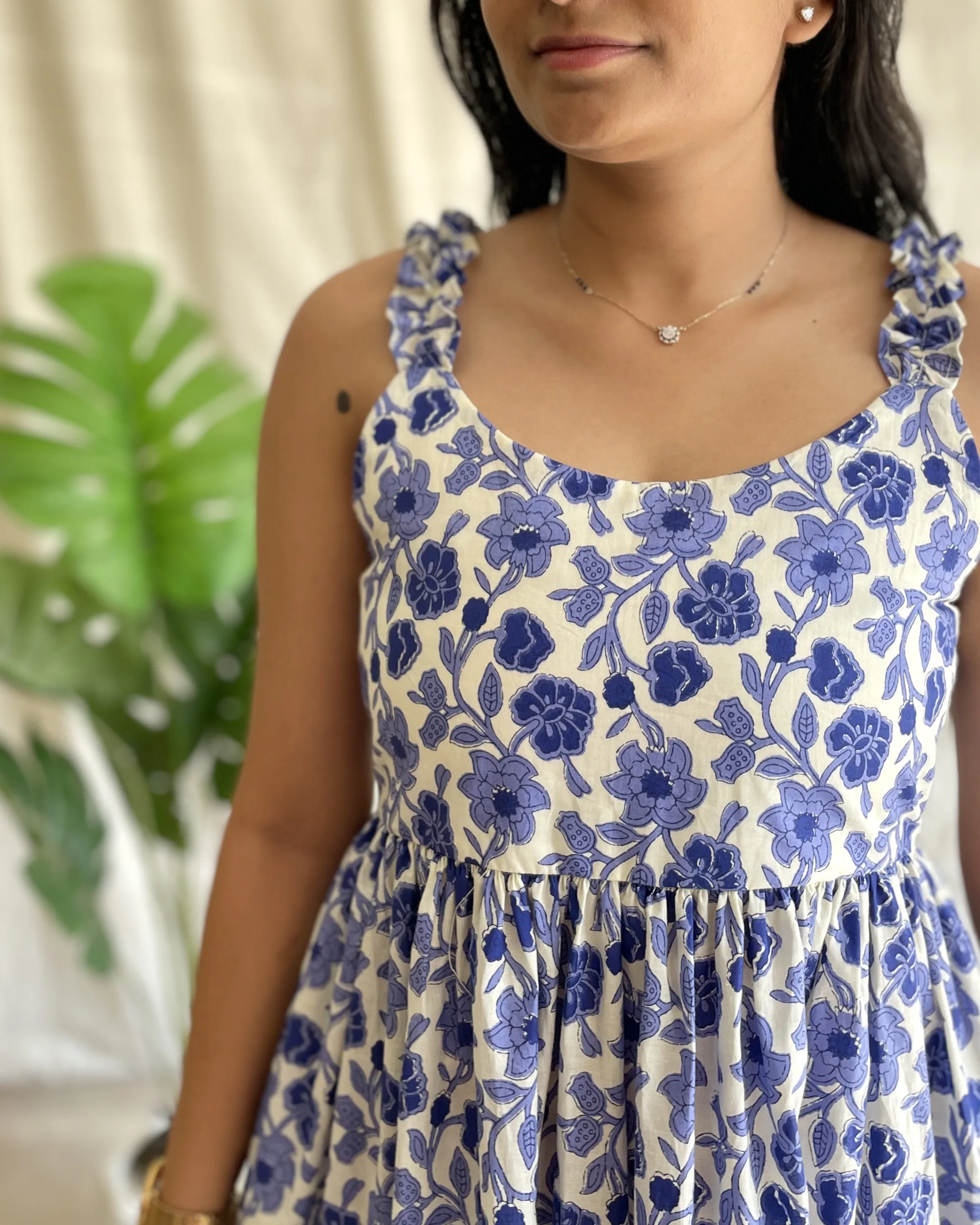 Blue floral print cotton 2 tiered maxi dress - Image 3