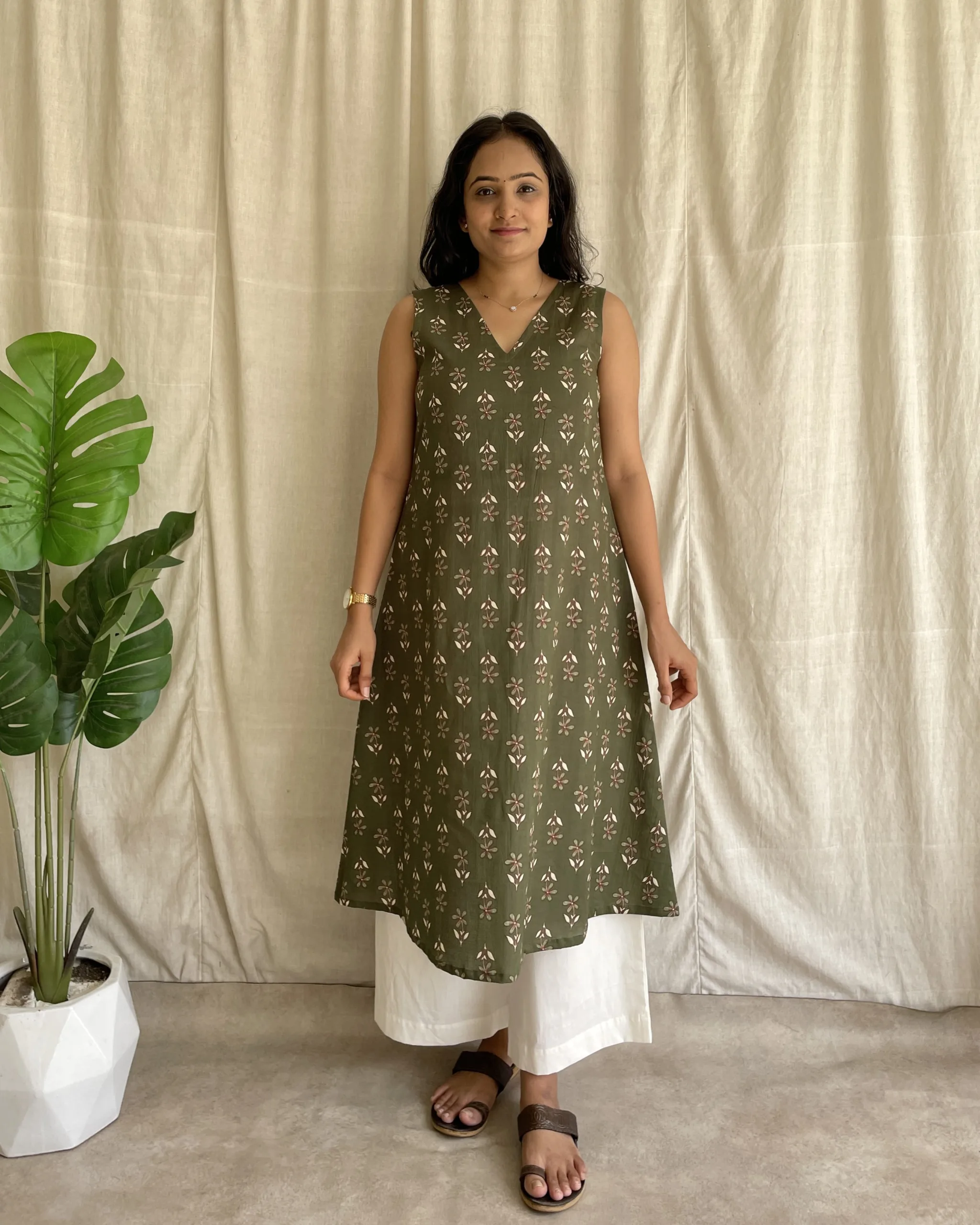 Mehendi green cotton A line kurta set