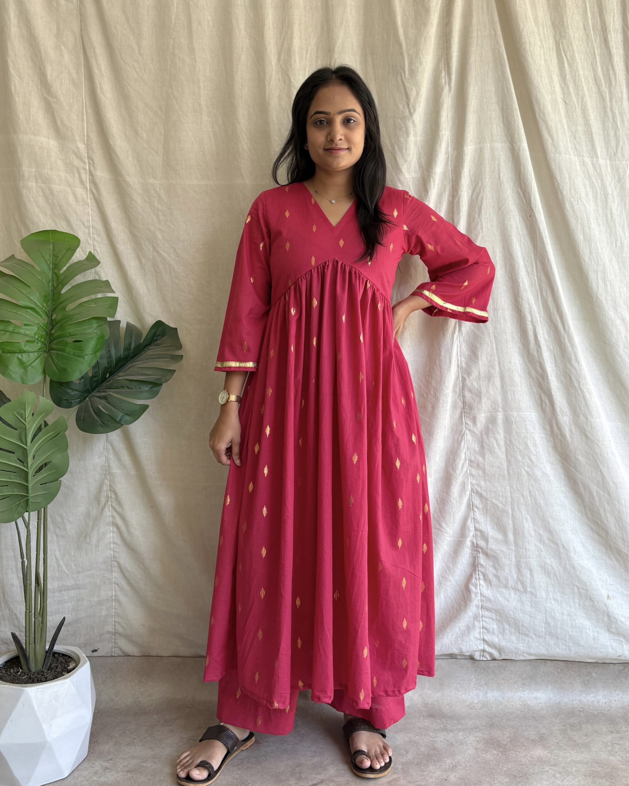 Cotton kurta set with all over golden weave