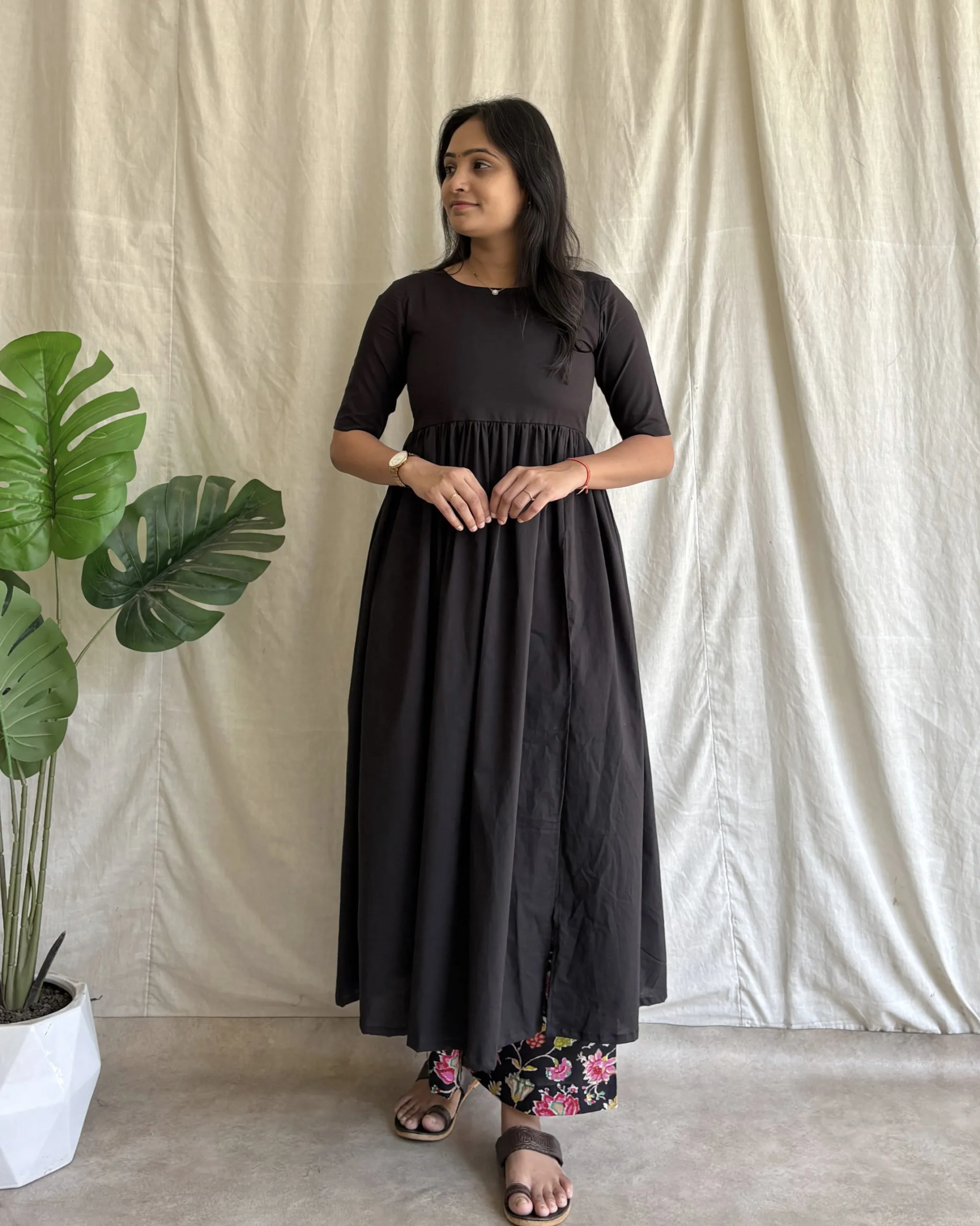 Solid Black cotton kurta set - Image 3