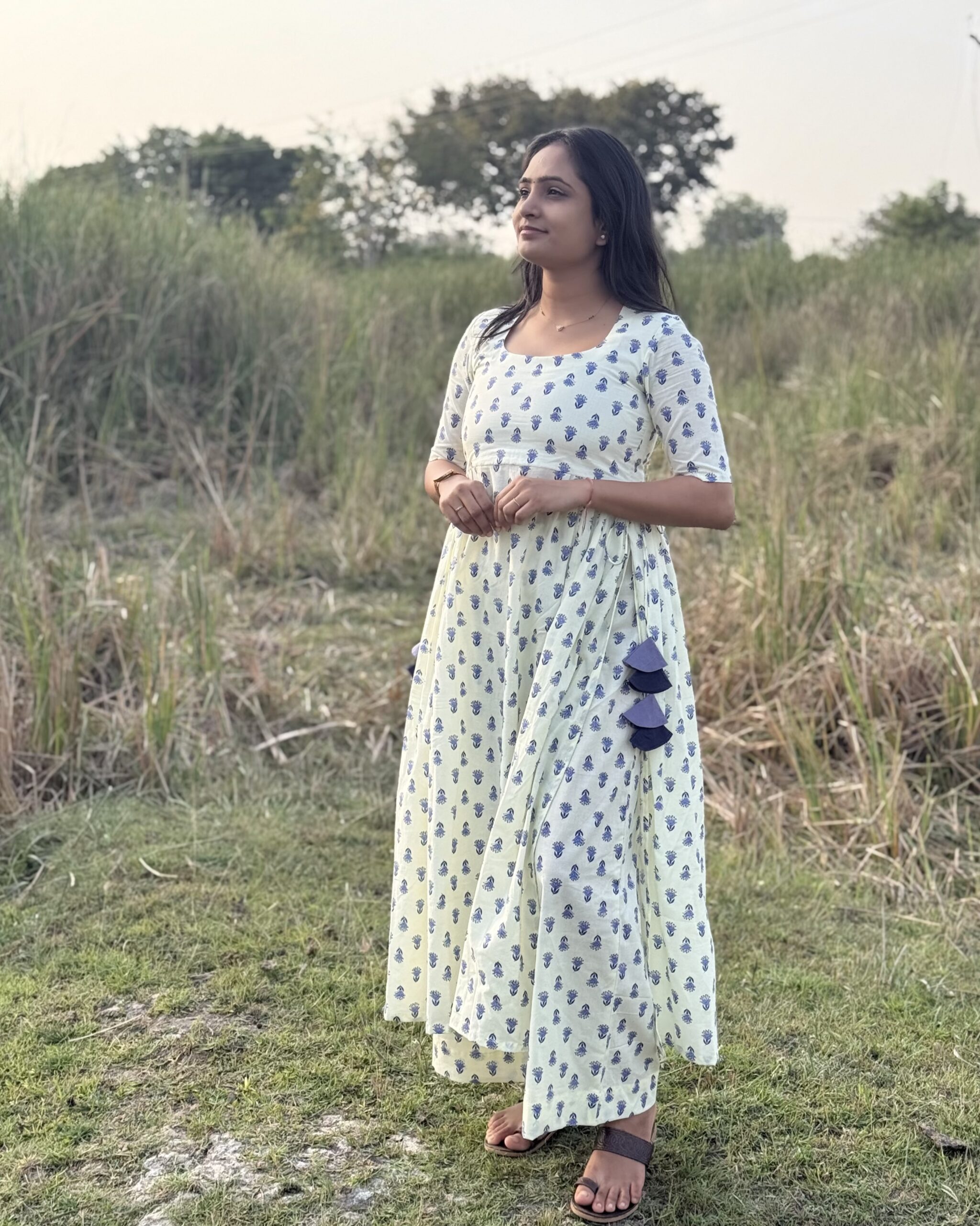 cream floral butti design cotton kurta coord set