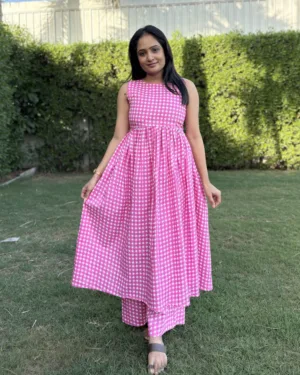 pink checked print premium cotton kurta set
