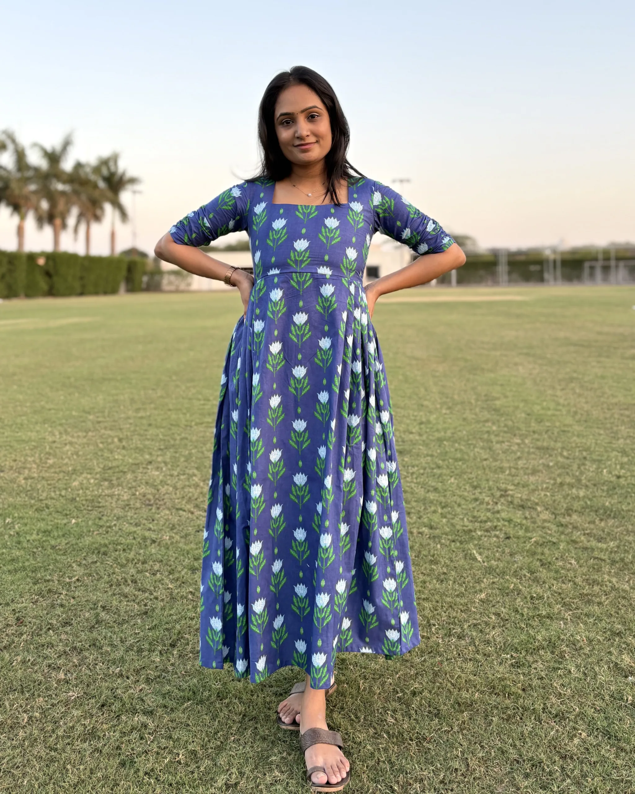 Blue floral print cotton maxi dress - Image 3