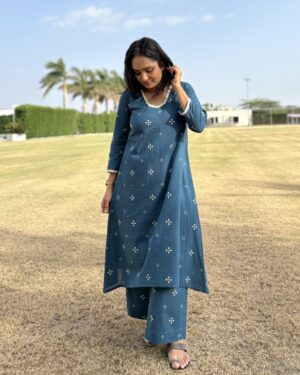 Peacock blue bandhani print cotton kurta set