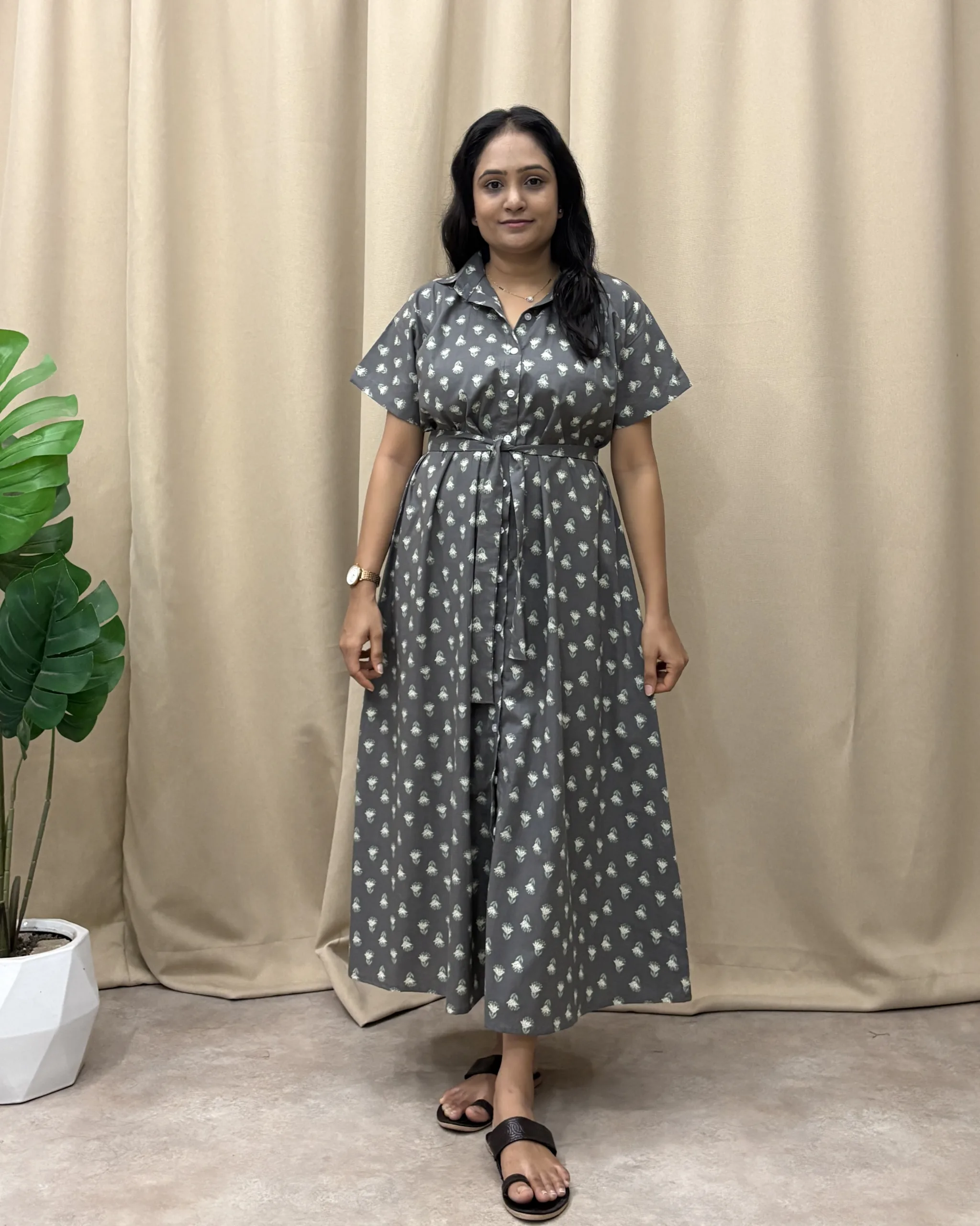 Grey floral print a line shirt dress - Image 3
