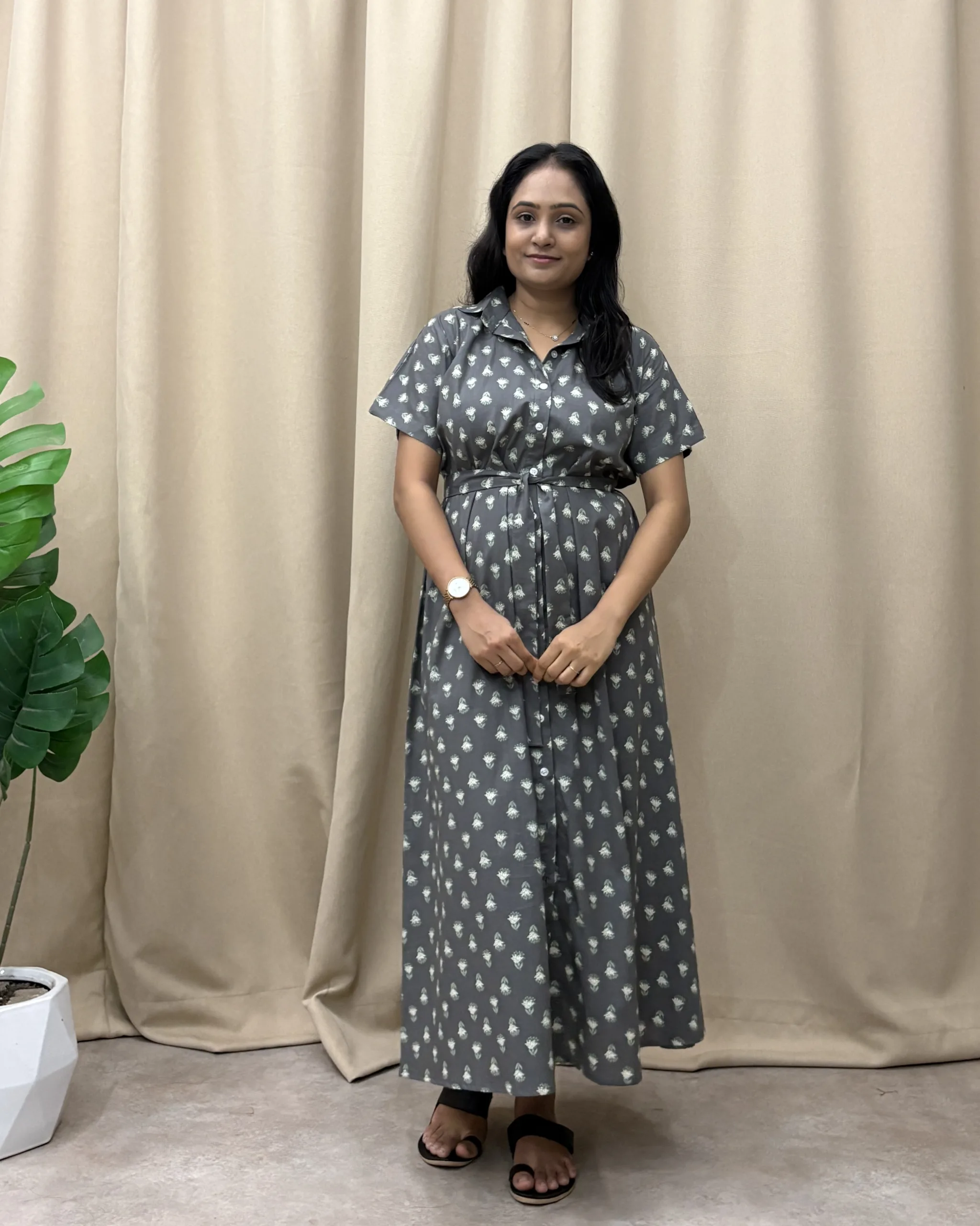 Grey floral print a line shirt dress - Image 4
